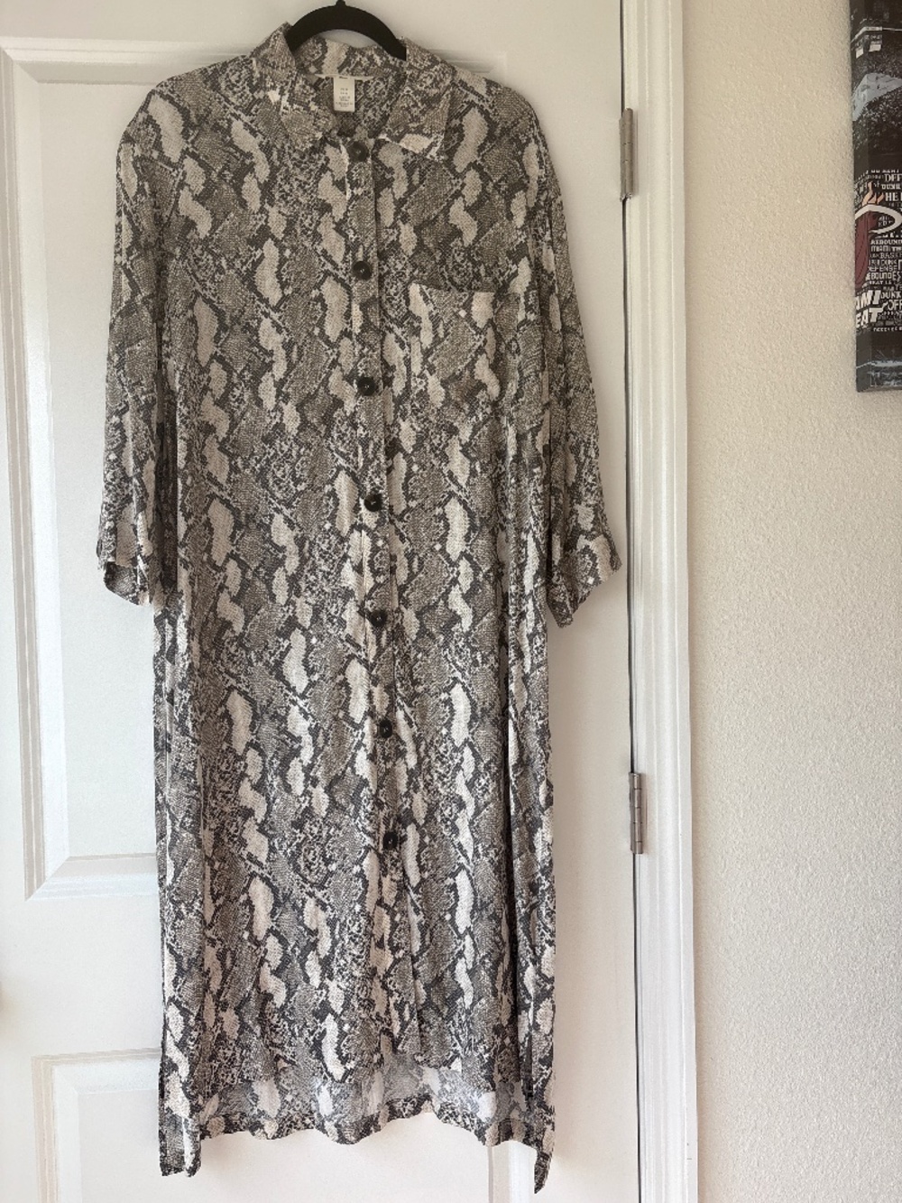 H&M Snake Gray Snake Pattern Dress